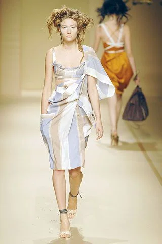 Look 25